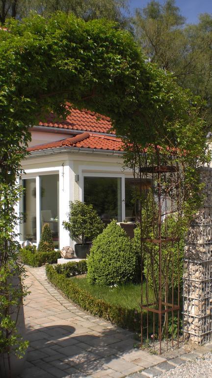 אלרסהאוזן Hotel Villa Rosa מראה חיצוני תמונה